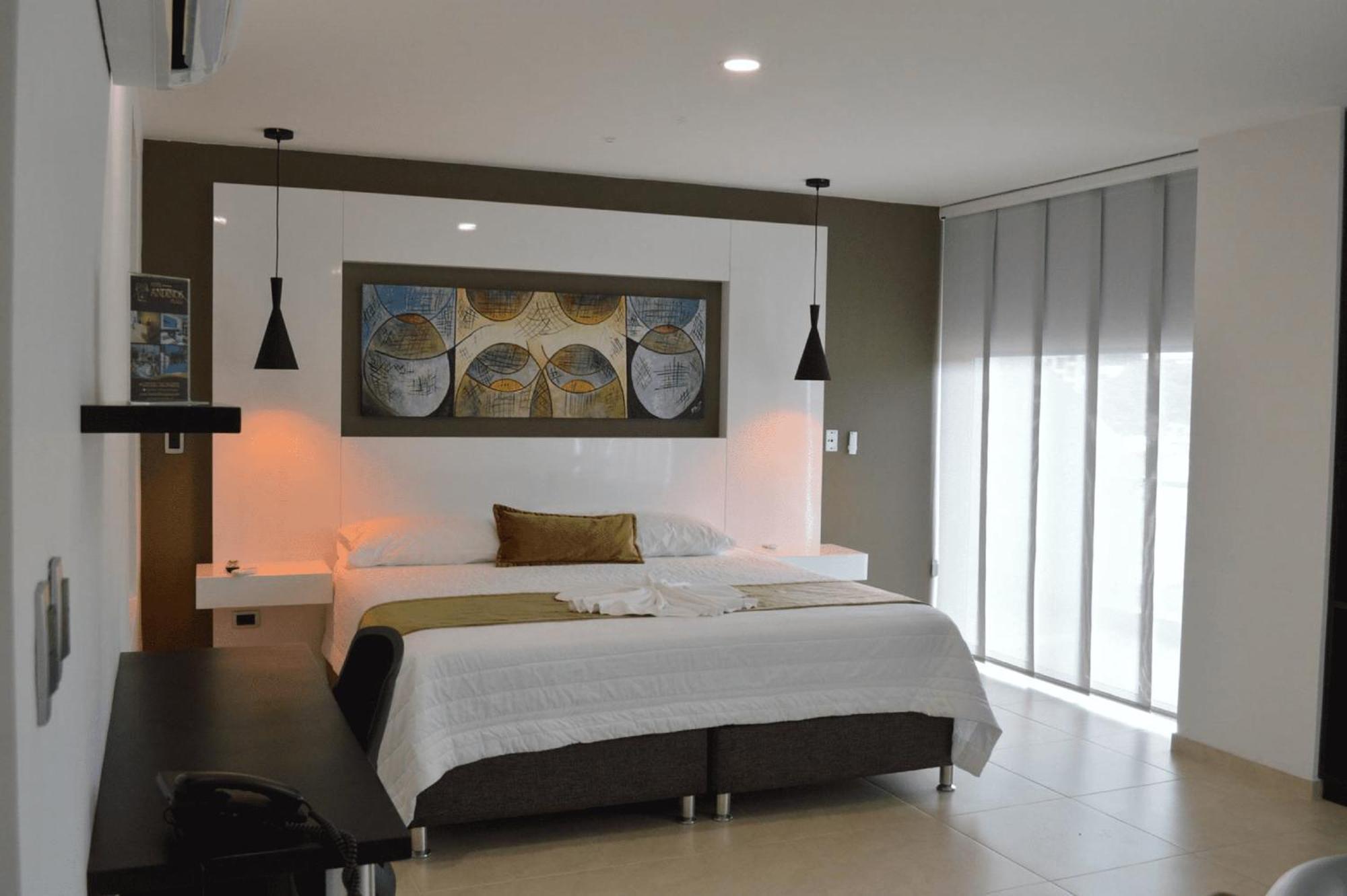 Hotel Andinos Plaza Florencia Florencia  Eksteriør billede