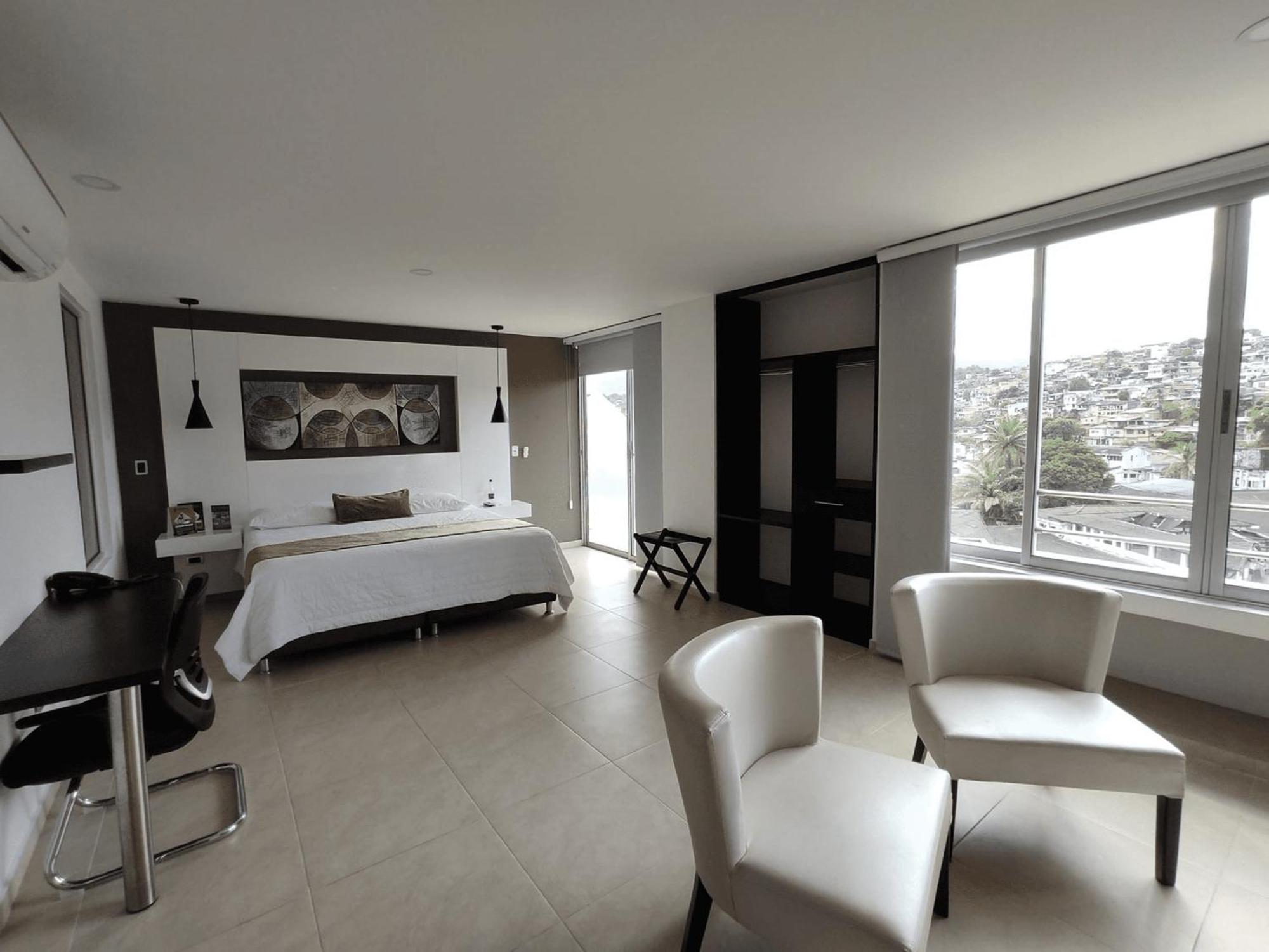 Hotel Andinos Plaza Florencia Florencia  Eksteriør billede
