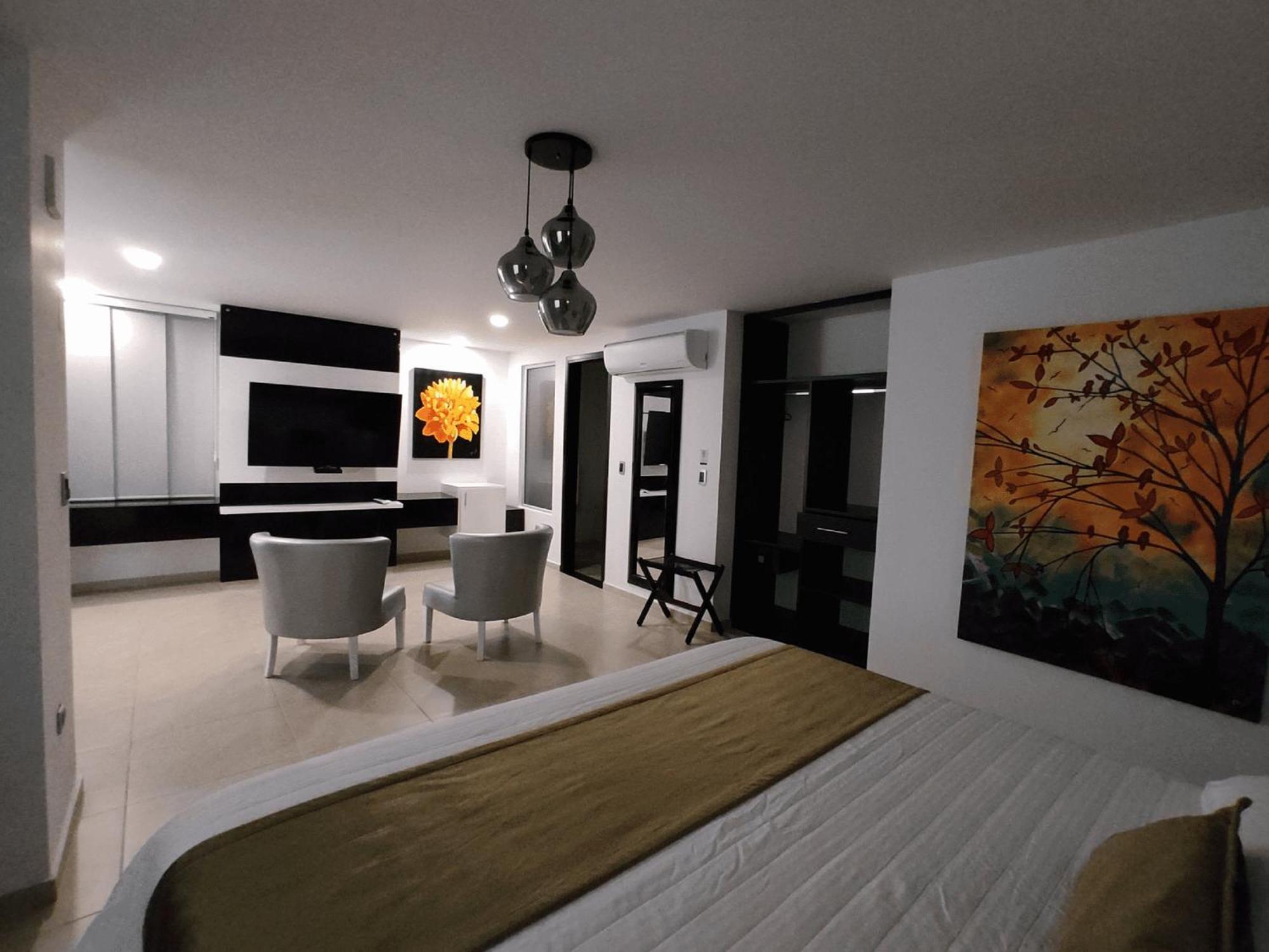 Hotel Andinos Plaza Florencia Florencia  Eksteriør billede